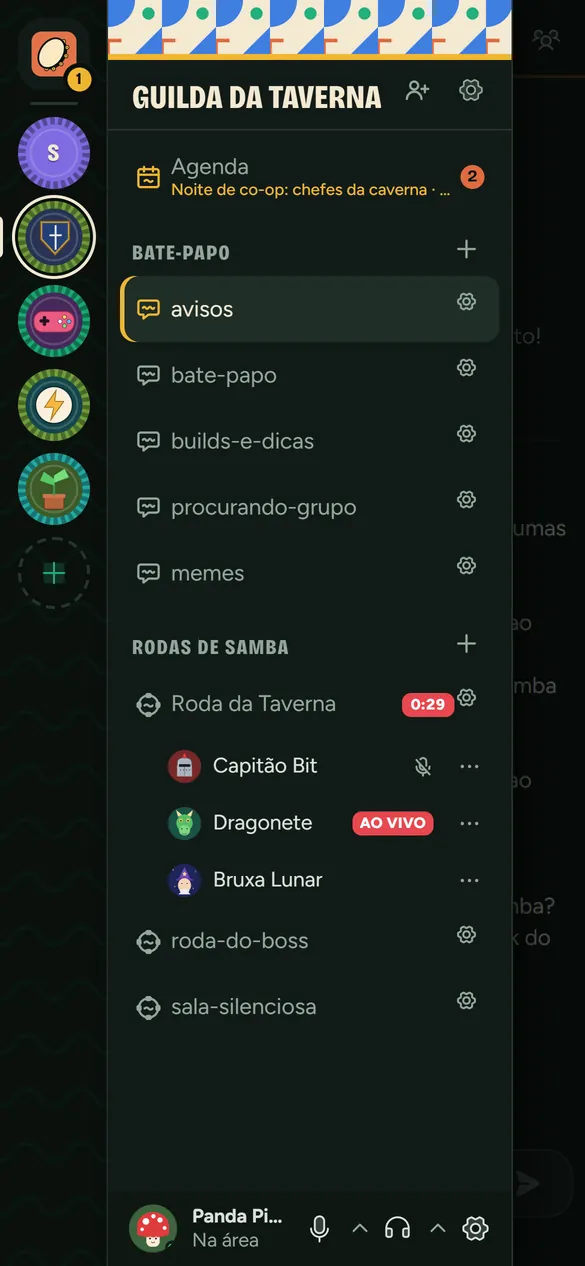 Tela do celular: menu lateral com servidores e canais.